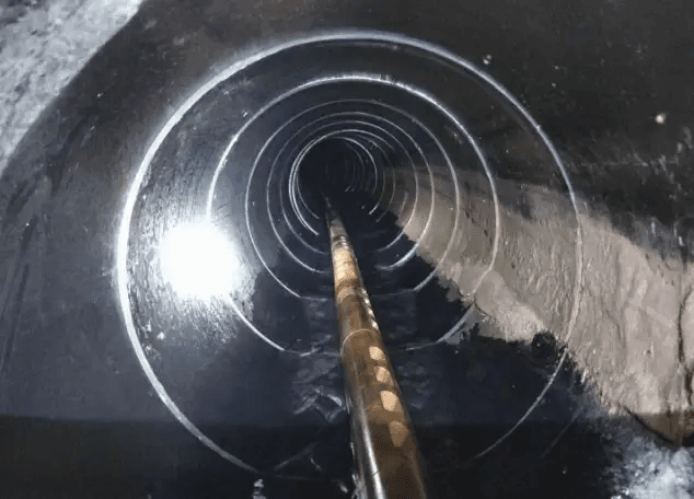 Internal view of the pipeline after trenchless replacement.
