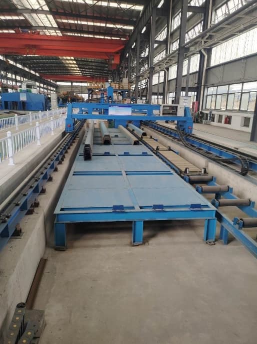 U-rib and deck panel fabrication line
