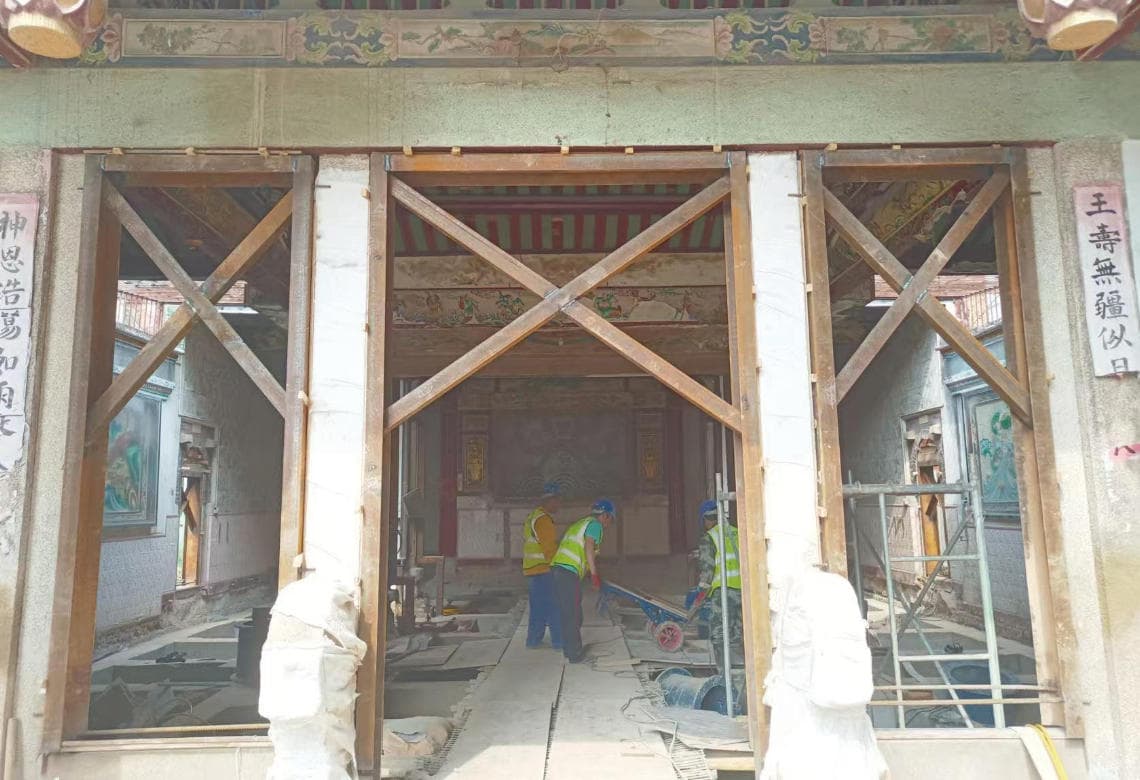 Xiamen Chi Wangye Temple (Hongji Hall) jacking and restoration project